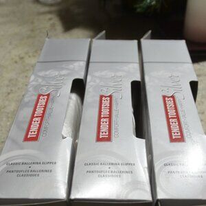 ALL   SOLD  - TENDER TOOTSIES Classic  Slippers